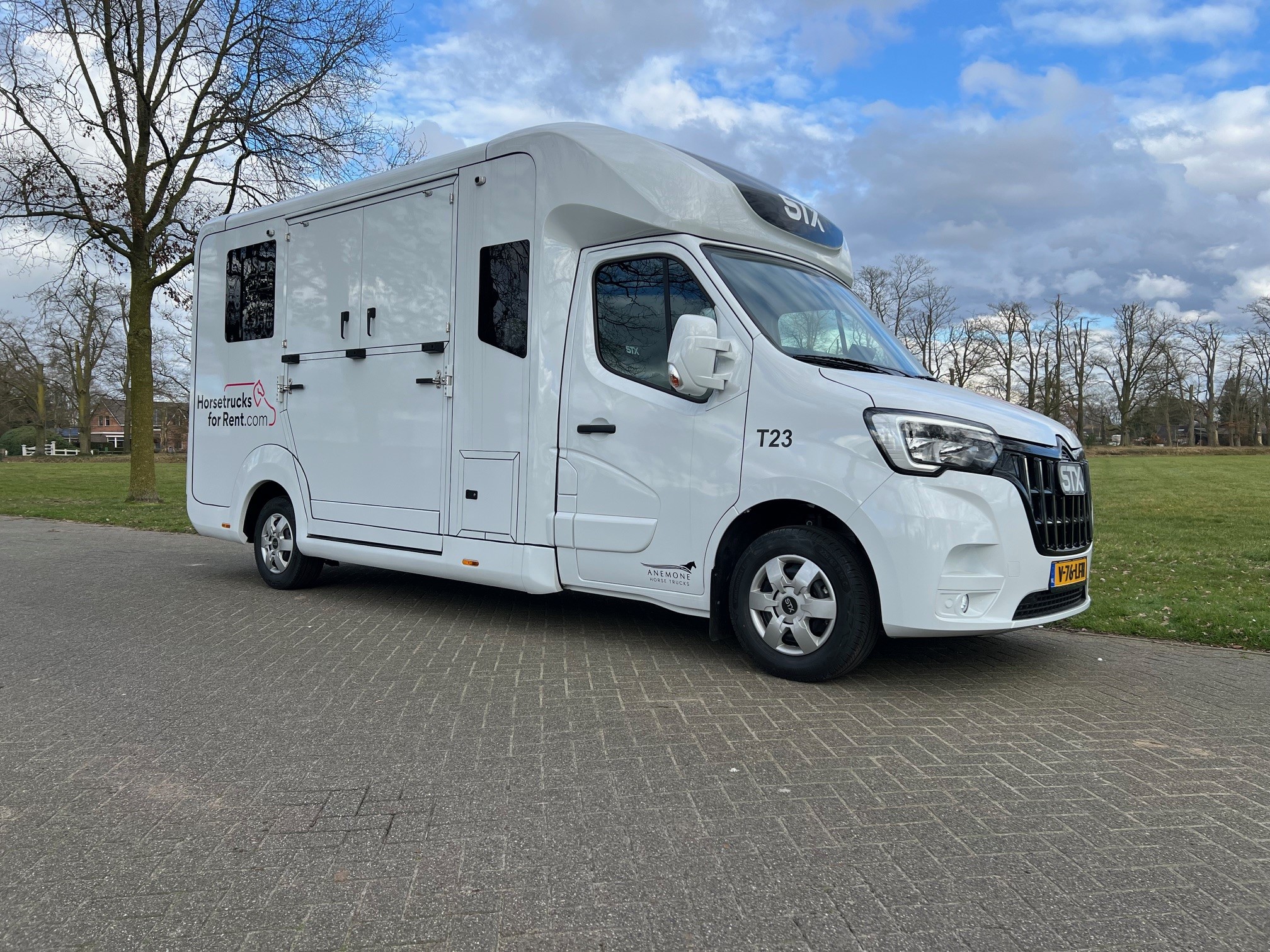 Renault Master T23